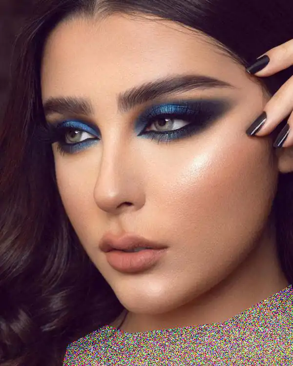 مدل آرایش ساده اسموکی
