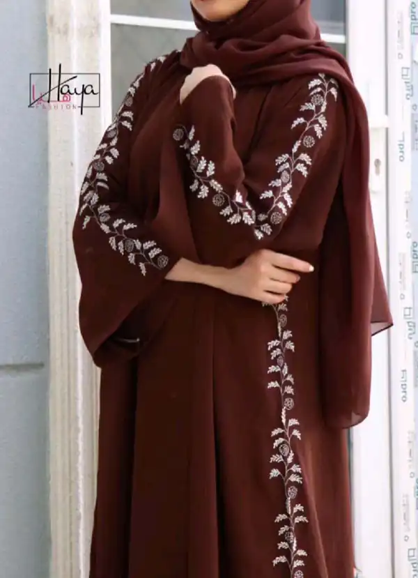 مدل مانتو گلدوزی شده اینستا