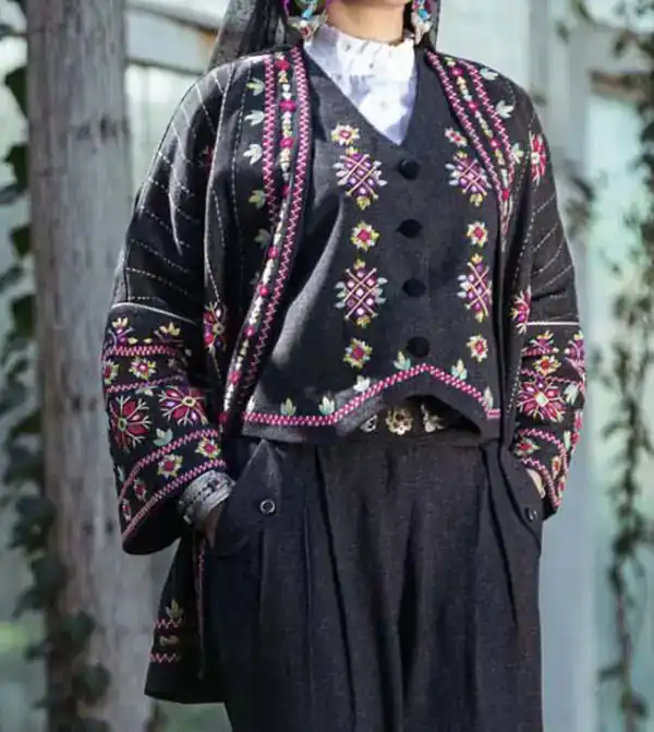 مانتو طرح سنتی