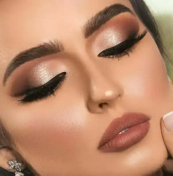 مدل آرایش چشم لایت آرایش چشم لایت اروپایی ارایش چشم لایت گوشه تیره مدل آرایش چشم لایت عروس بهترین آرایش چشم  آرایش چشم لایت ساده 