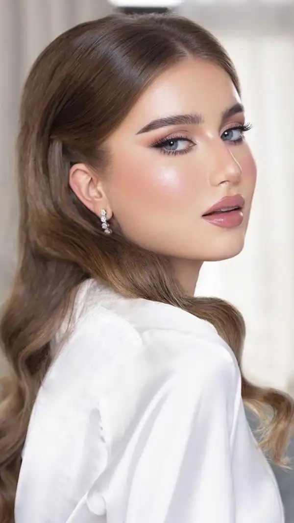 مدل آرایش چشم لایت عروس