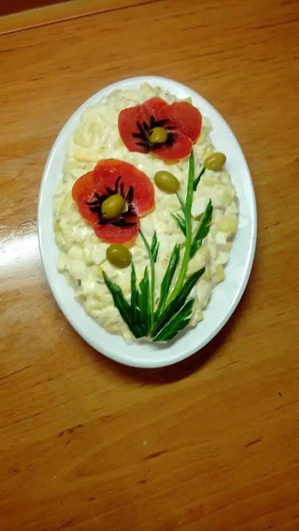 تزیین سالاد الویه ساده