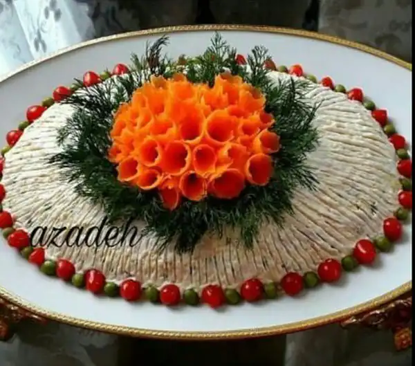 تزیین سالاد الویه جدیدترین تزیین سالاد الویه ساده و شیک آموزش تزیین سالاد الویه برای مهمانی تزیین سالاد الویه با هویج و خیارشور تزیین سالاد الویه تک نفره برای تولد تزیین سالاد الویه ساده برای مدرسه تزیین سالاد الویه قالبی
