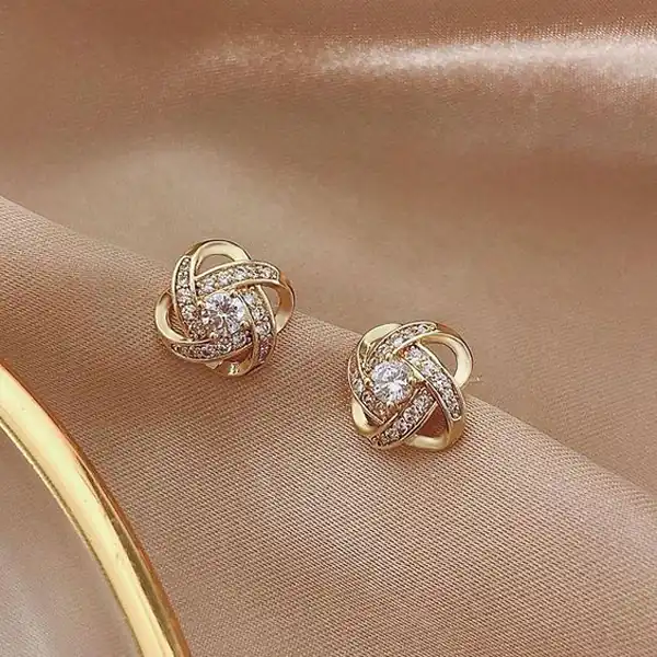 جدیدترین مدل گوشواره میخی