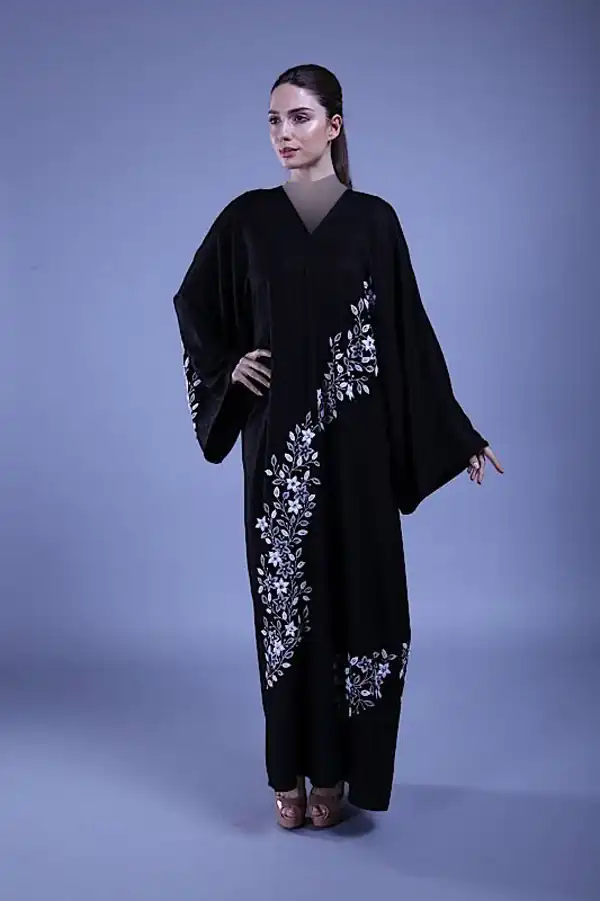 مدل مانتو گلدوزی شده سنتی