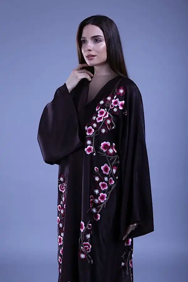 مدل مانتو گلدوزی شده سنتی