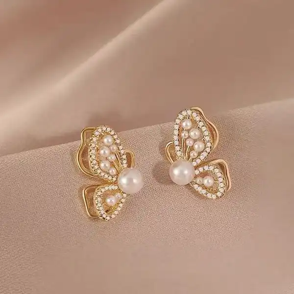 مدل گوشواره میخی طلا