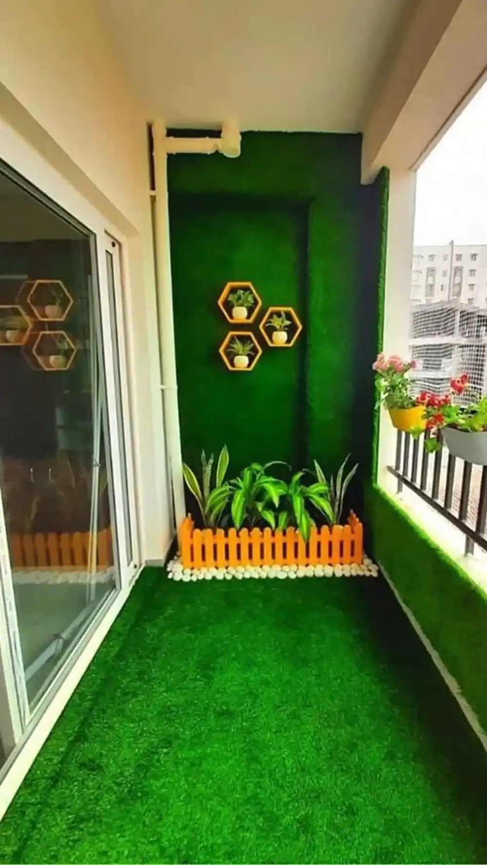 ایده دیزاین بالکن کوچک
