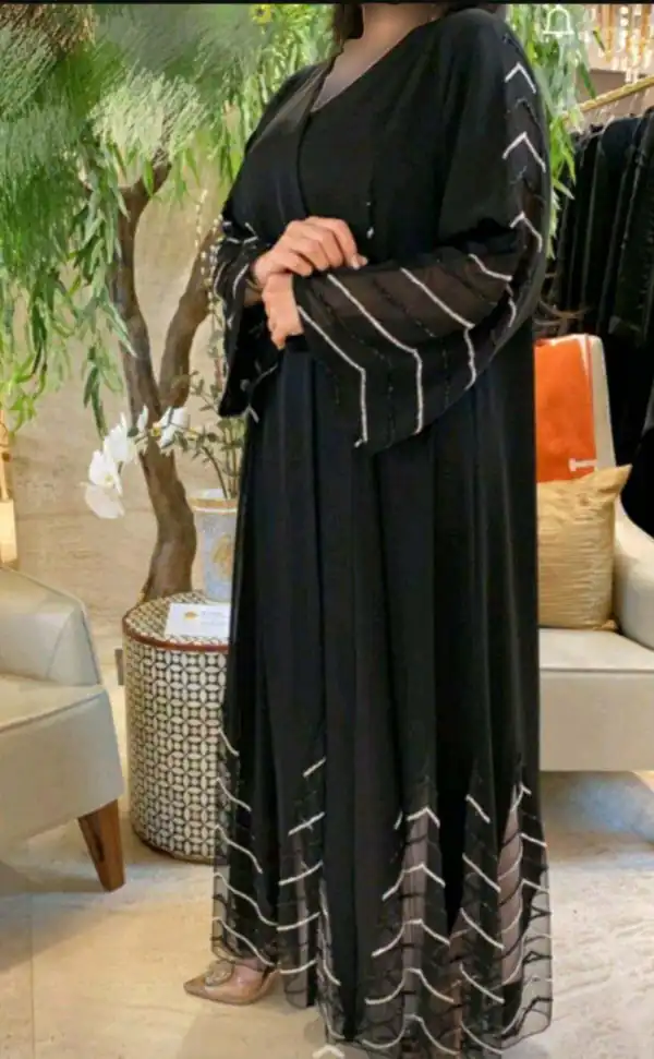 مدل مانتو مجلسی بلند مشکی