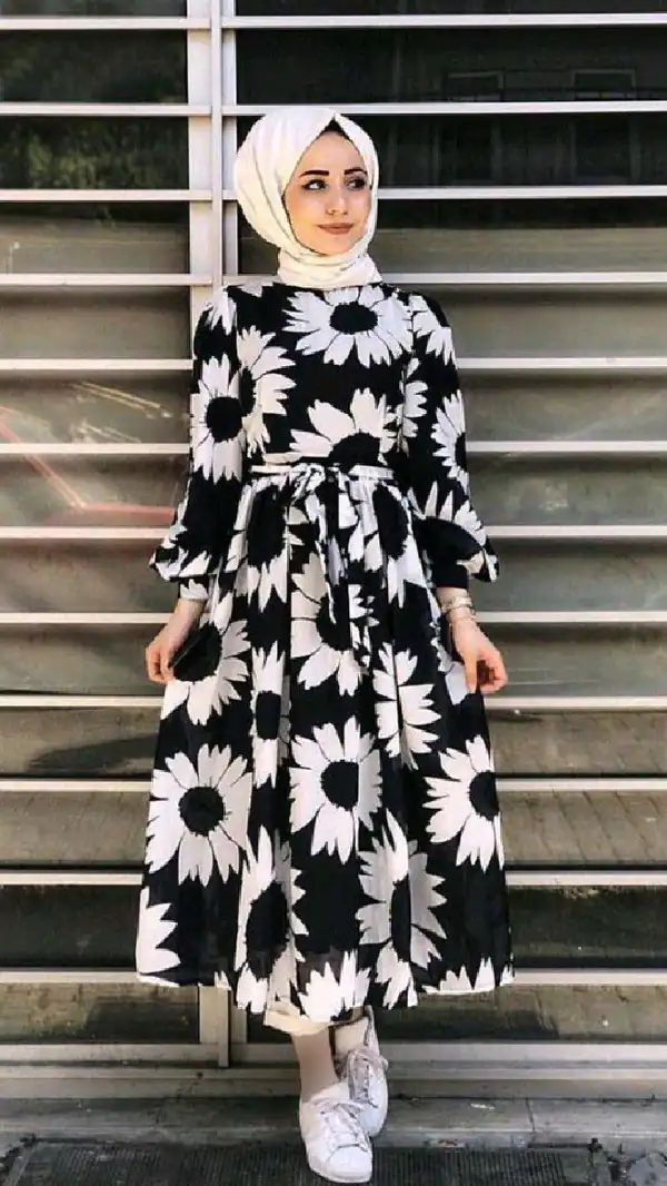 مدل مانتو تابستانی با پارچه نخی گلدار