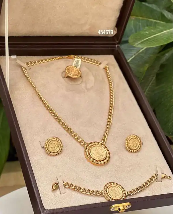 مدل طلای کارتیر
