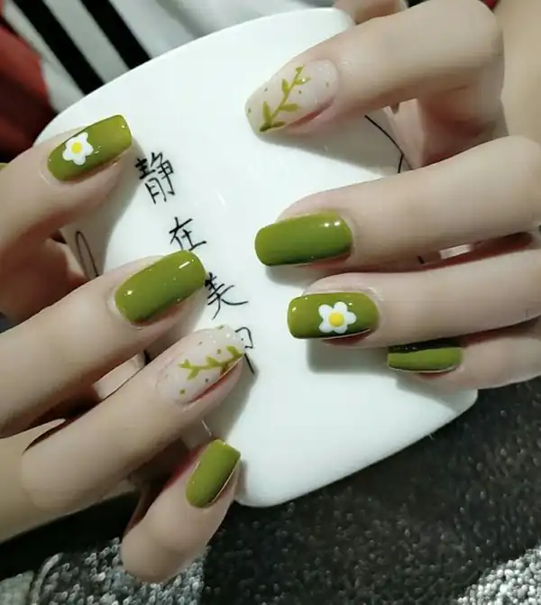 مدل طراحی ناخن تابستانه