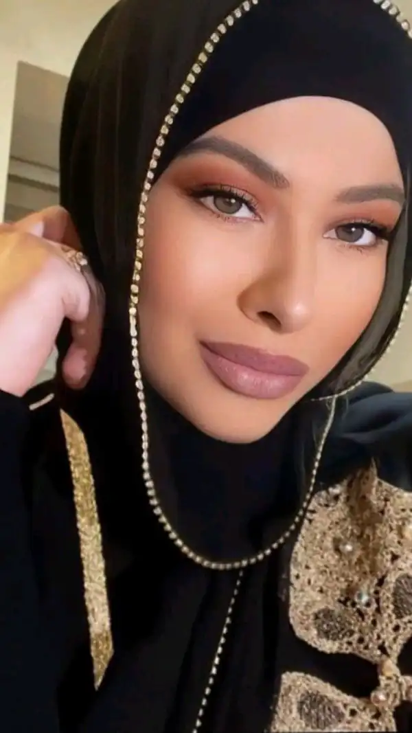 مدل تزیین شال با مروارید