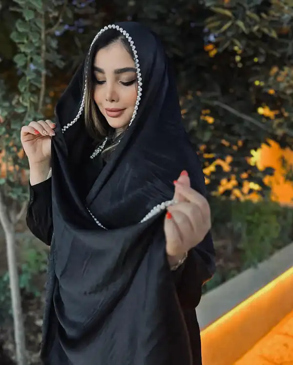 مدل تزیین شال با مروارید