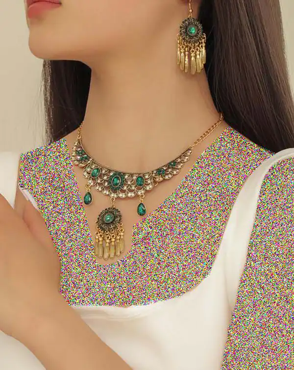 سرویس طلا با نگین سبز