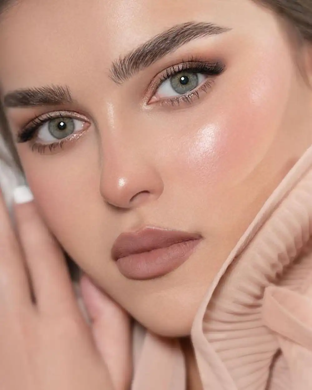 مدل آرایش ساده برای مهمانی