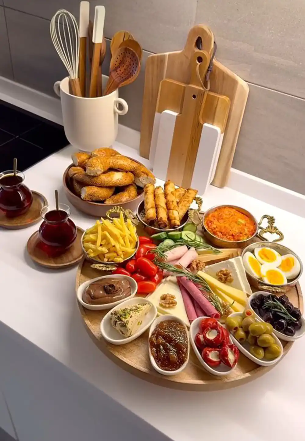 مدل چیدمان غذا و سالاد