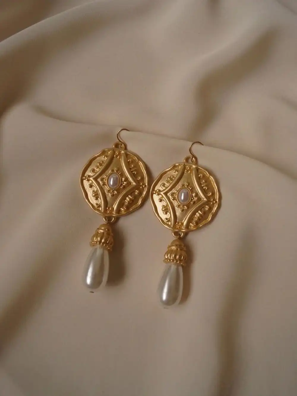 مدل گوشواره طلای مجلسی