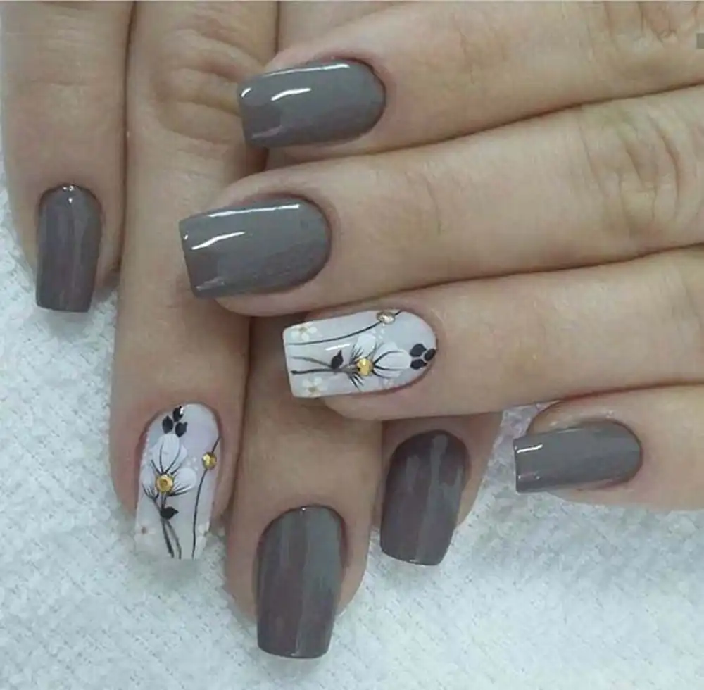مدل لاک و ژل طوسی سفید