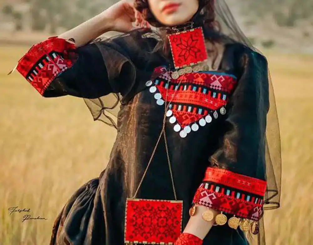 مدل لباس لری زنانه