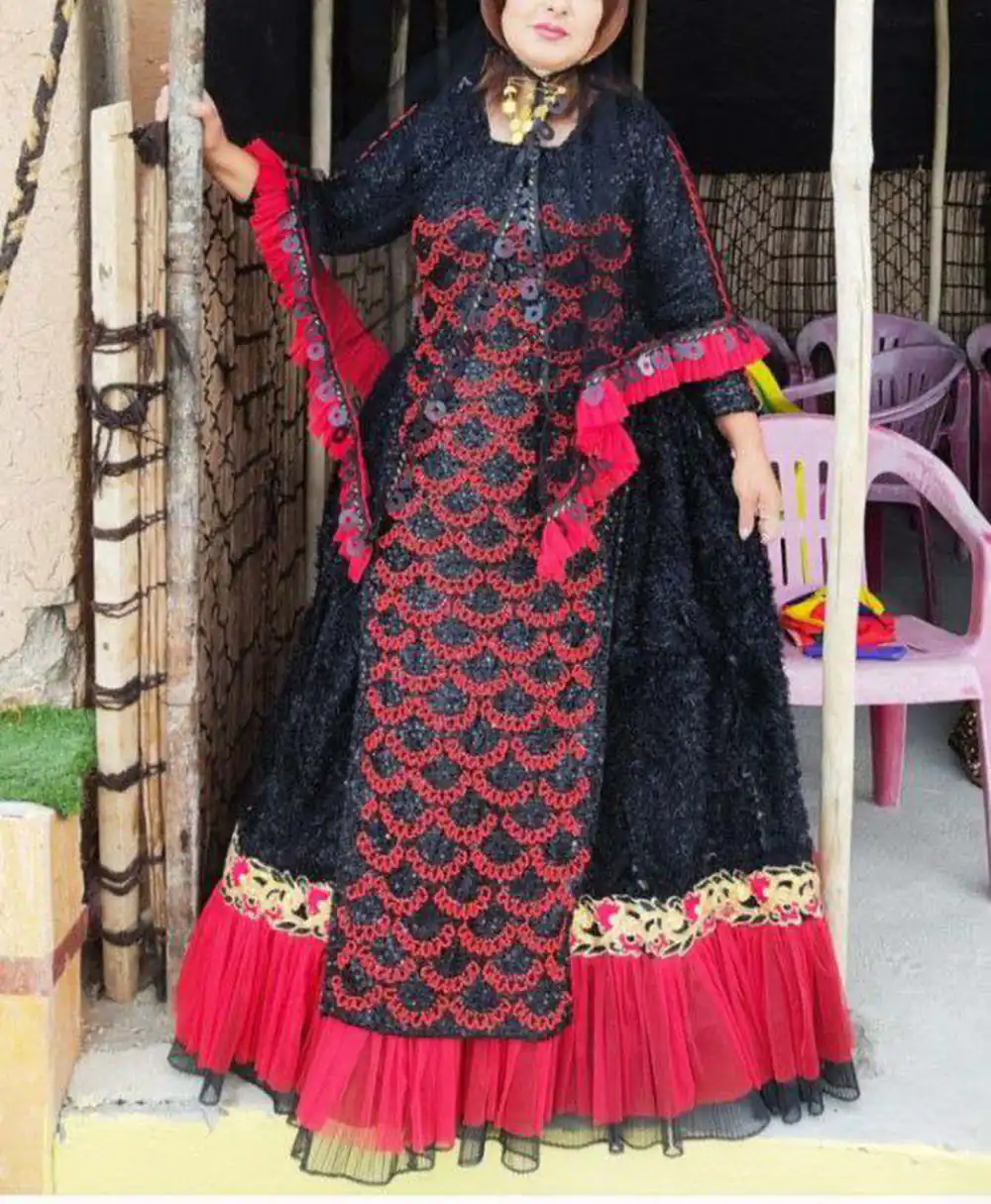 مدل لباس لری زنانه