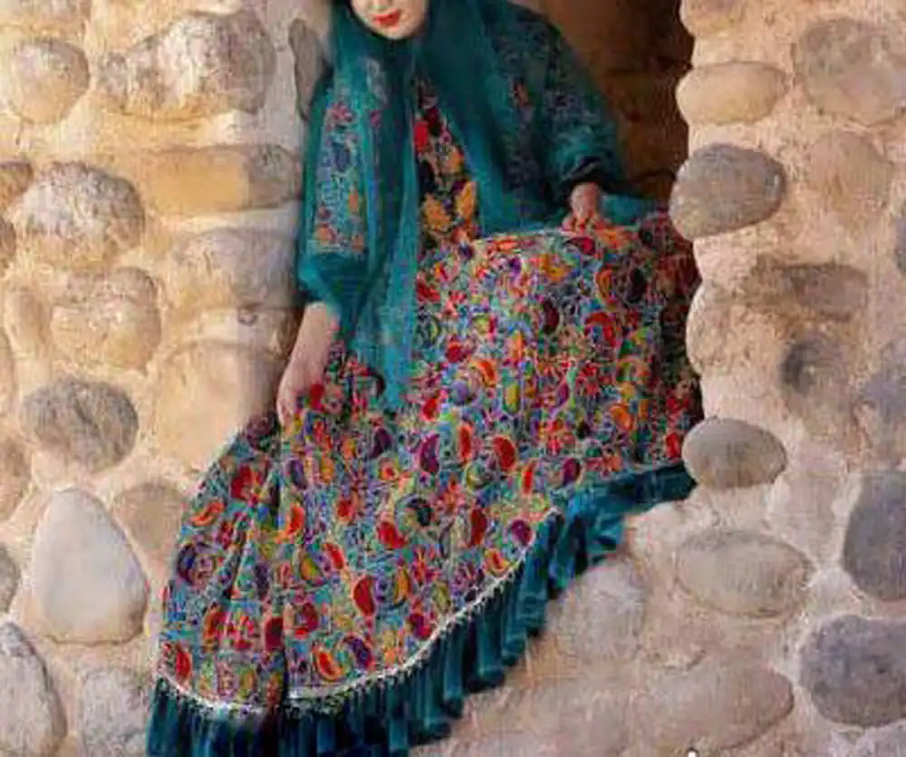 مدل لباس لری زنانه