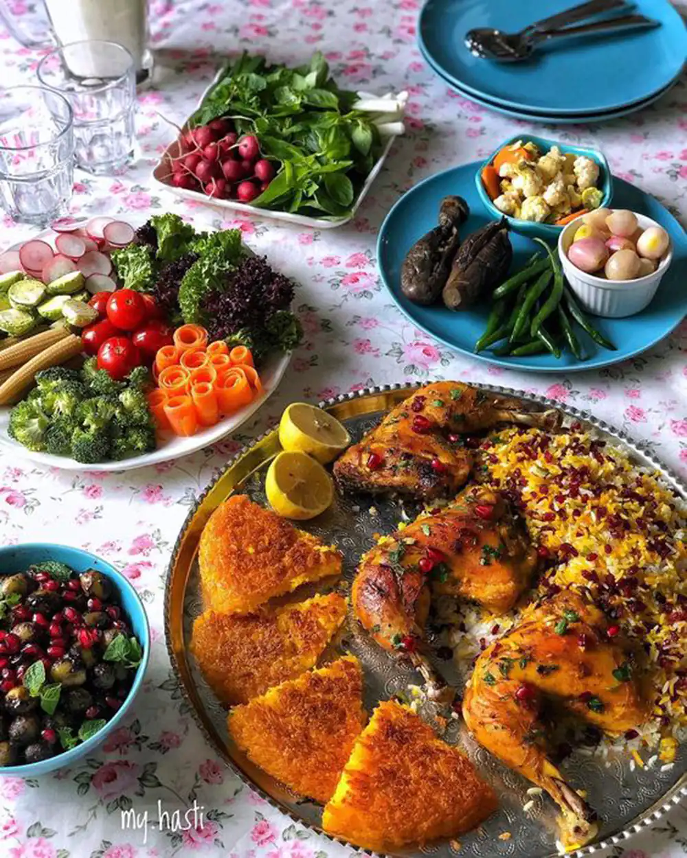 تزیین مرغ برای سفره شام
