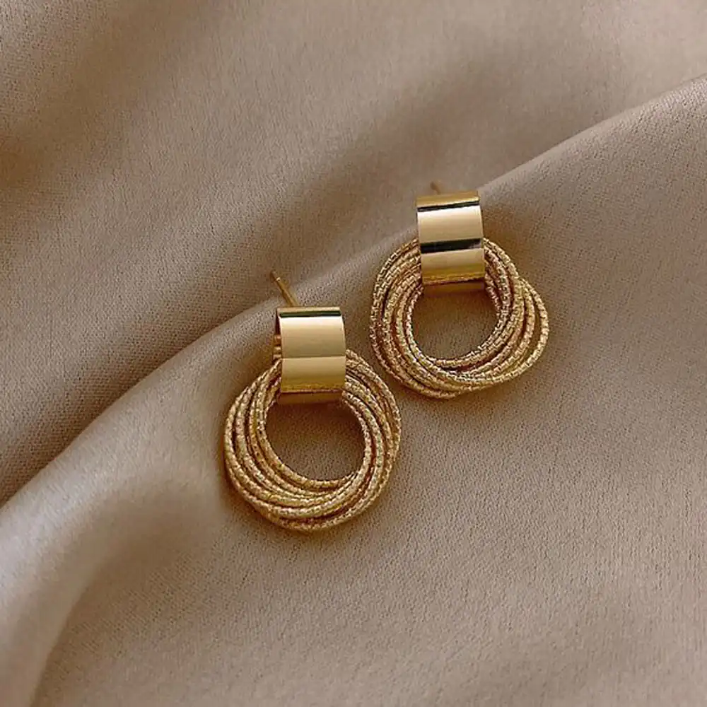 مدل گوشواره پیچی
