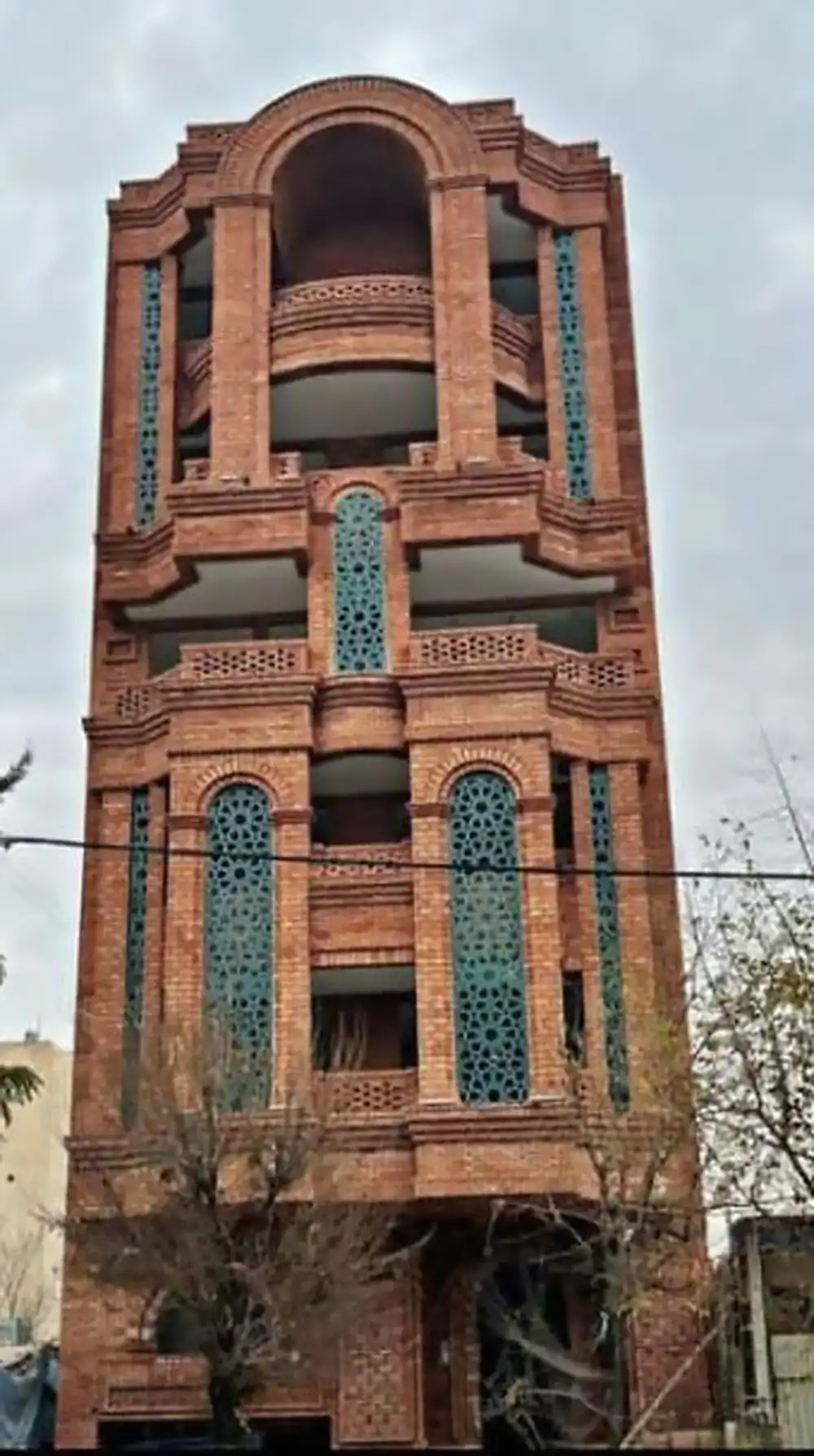 نمای رومی ساختمان