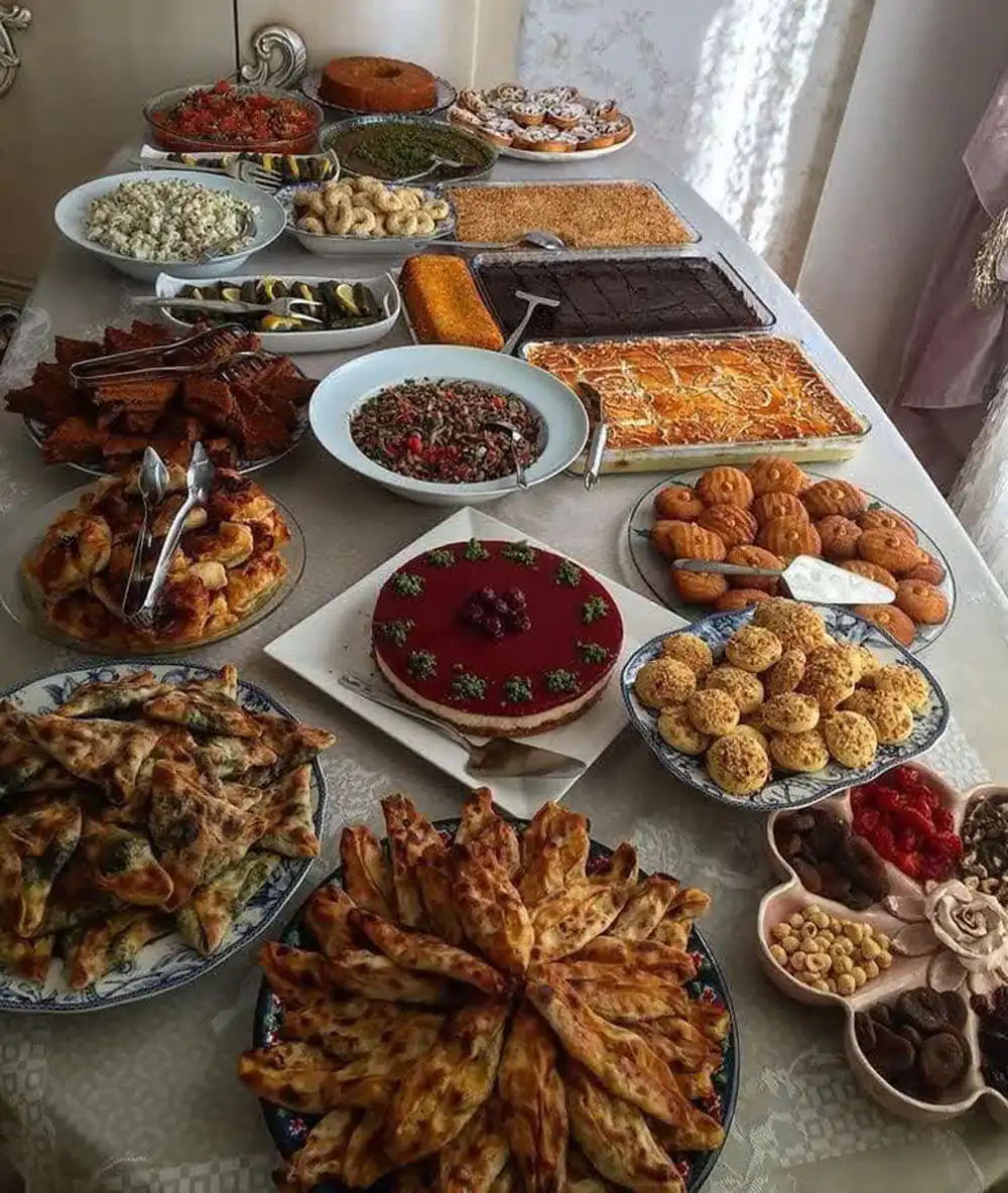 چیدمان میز غذاخوری