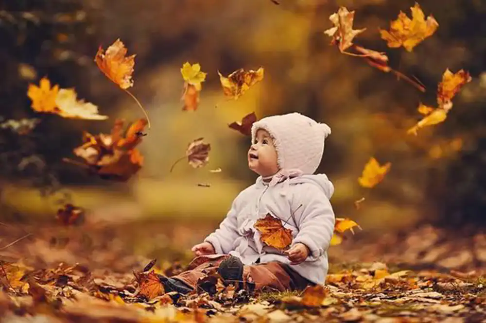 ایده عکاسی پاییزی کودک
