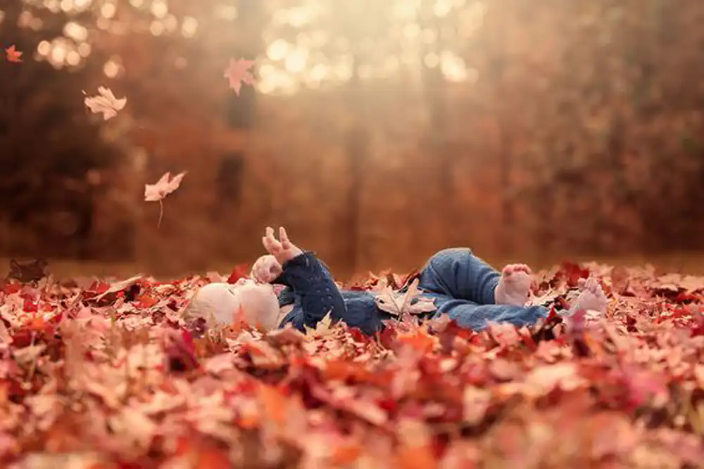ایده عکاسی پاییزی کودک