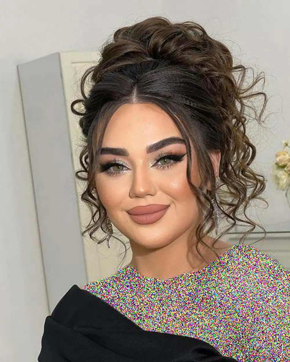 مدل میکاپ و شینیون بسته