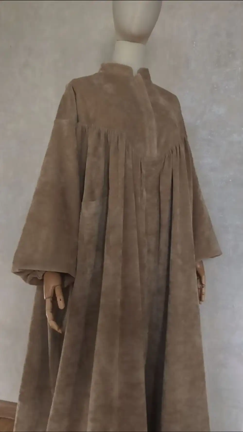 model-manto-kebriti-paizi