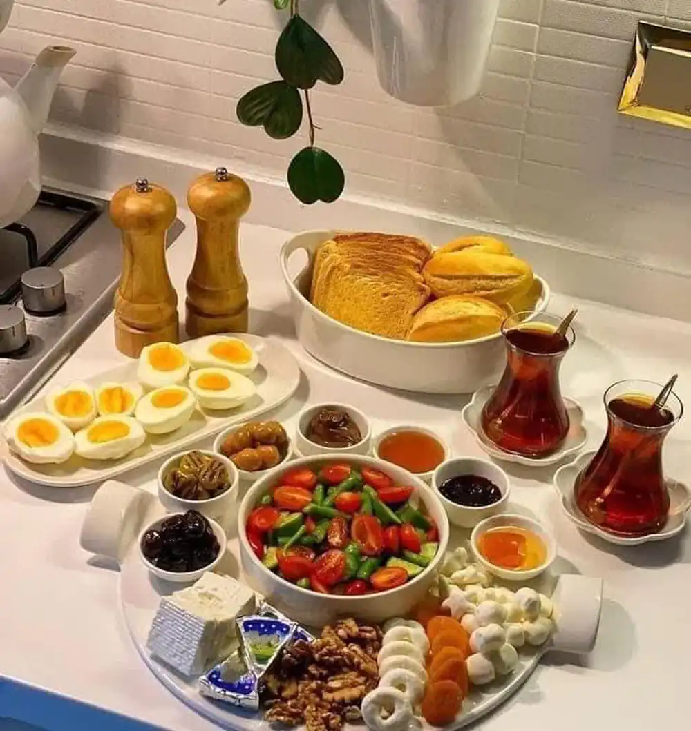 تزیین صبحانه عروس