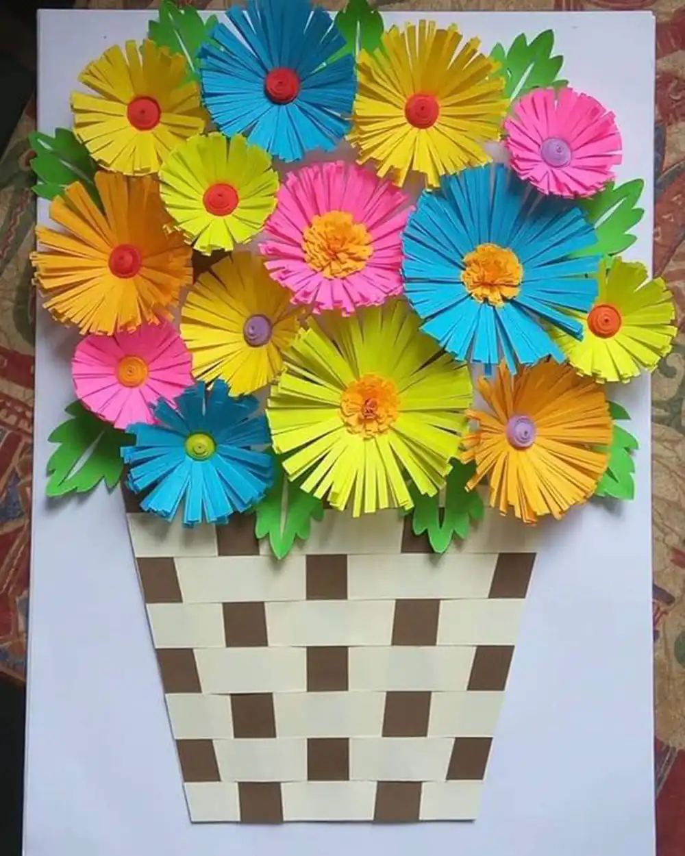 کاردستی گل برای مدرسه