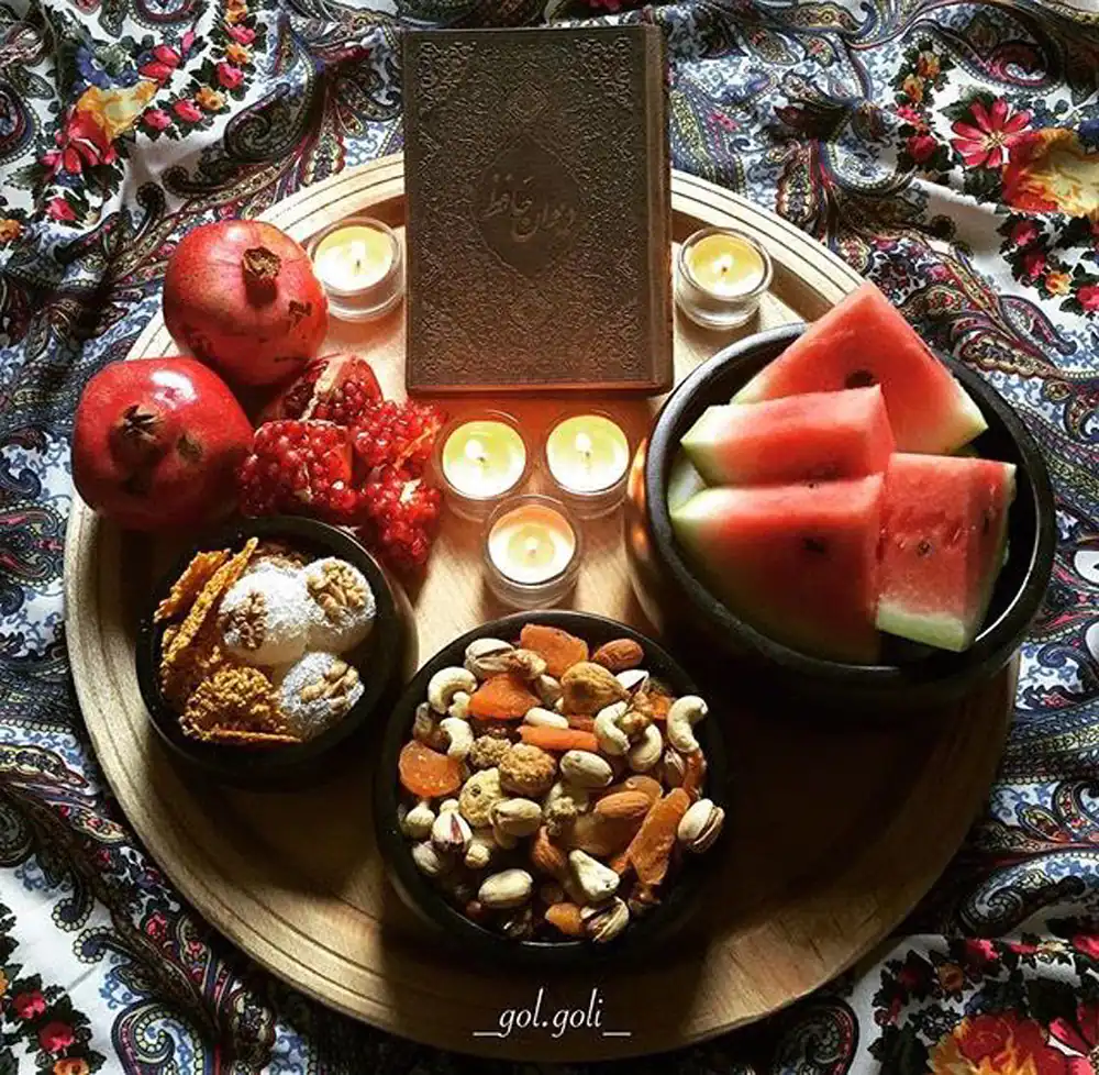 سینی شب یلدا ساده