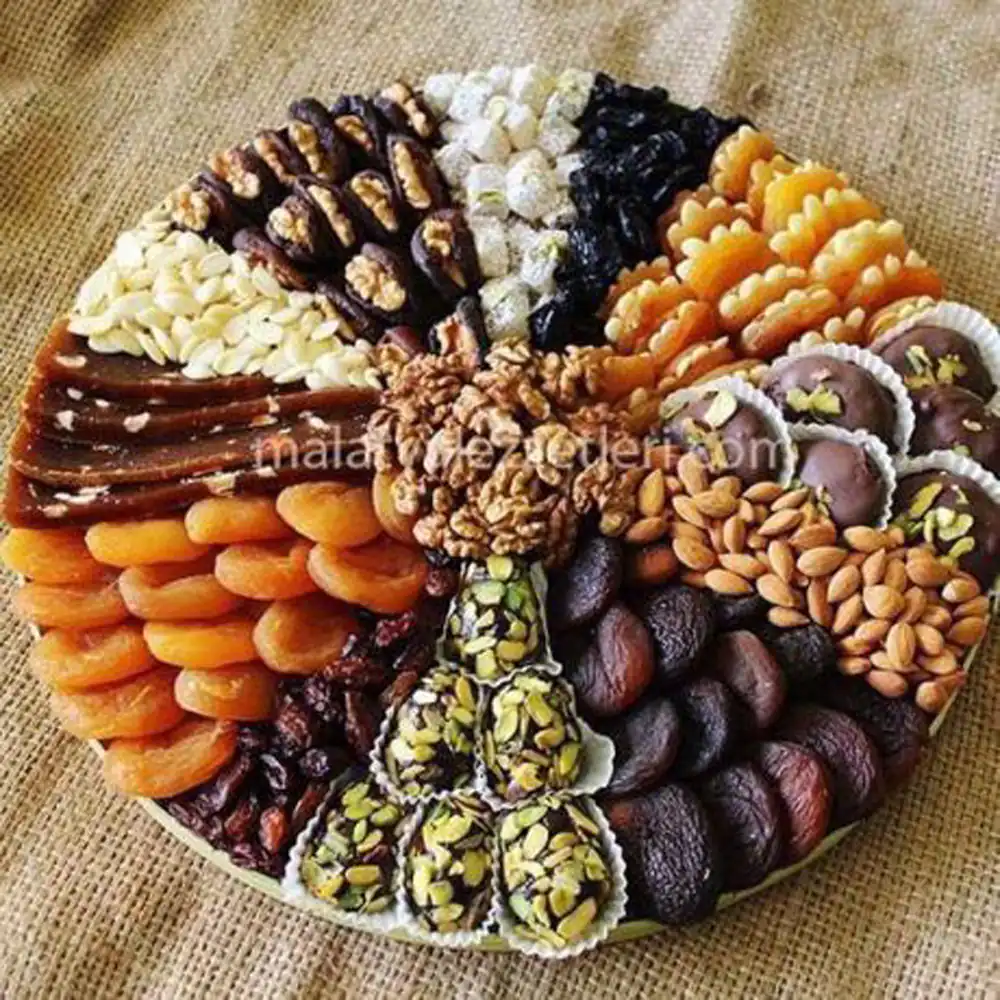 سینی شب یلدا ساده