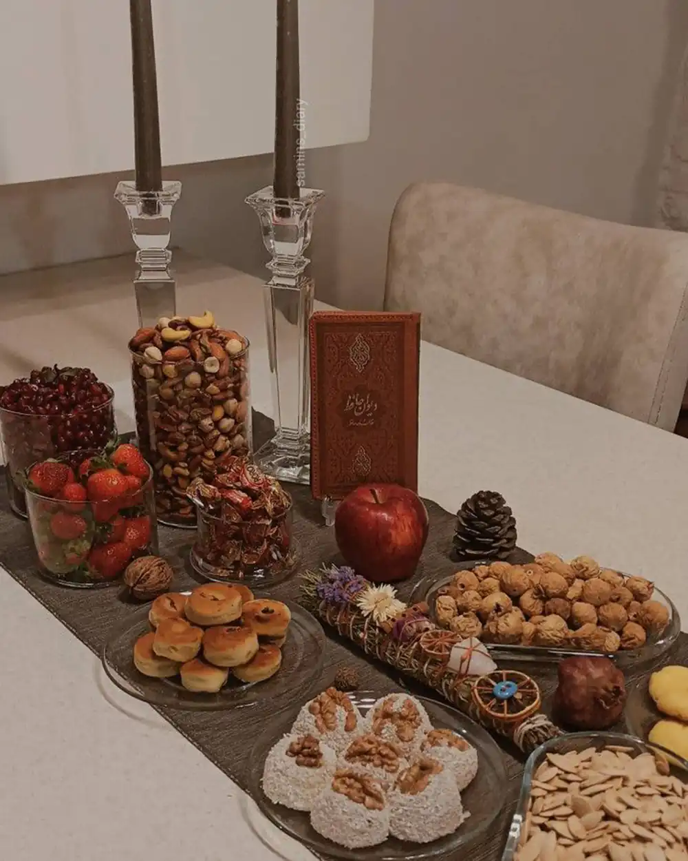 تزیین سفره یلدا برای عروس