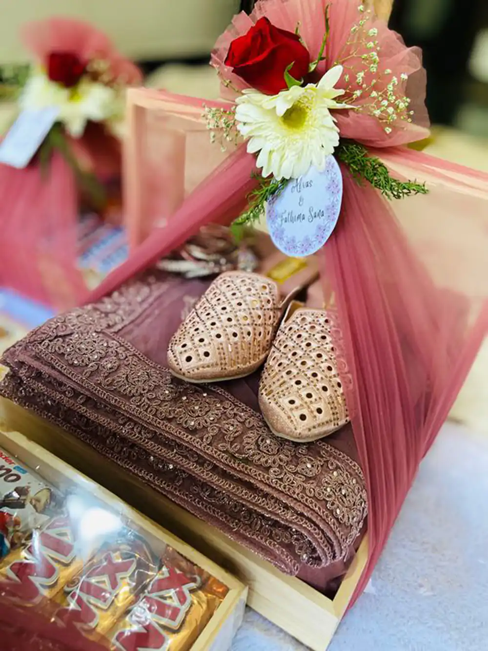 تزیین هدیه پاگشای عروس