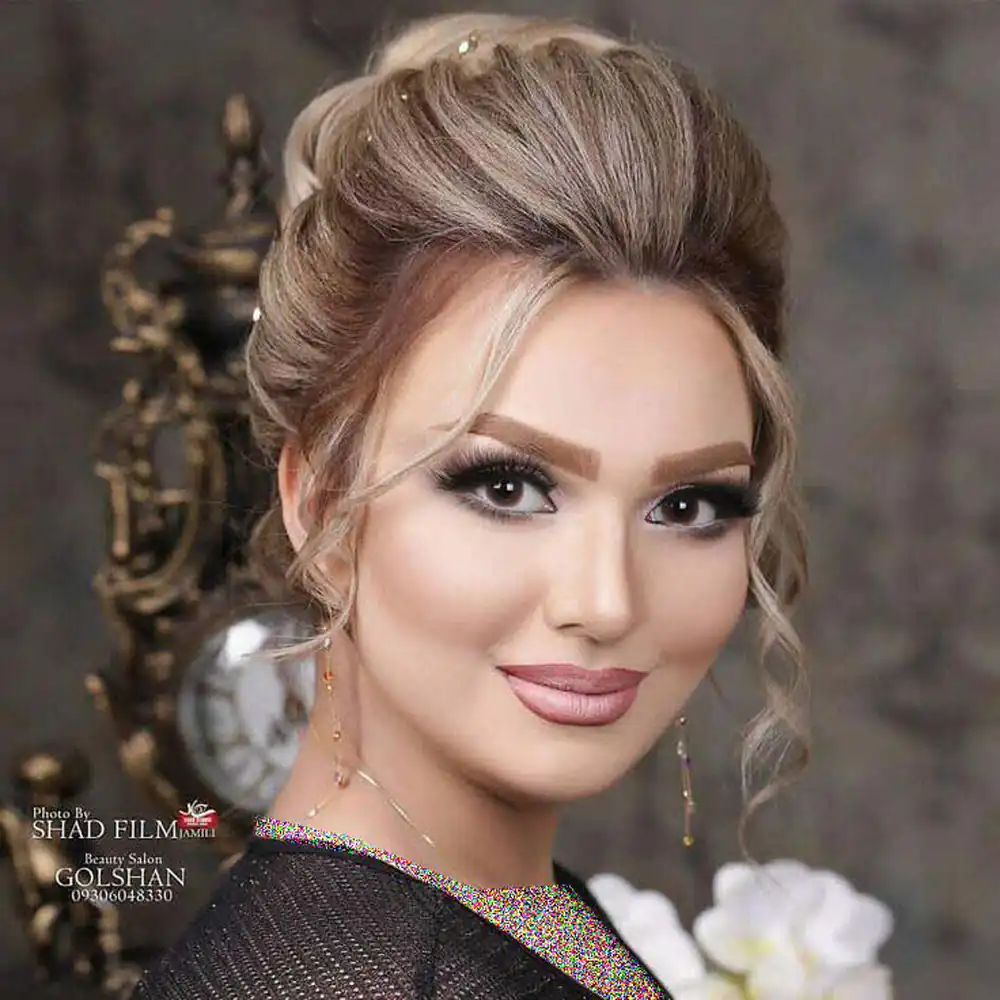 آرایش لایت دخترانه برای عروسی