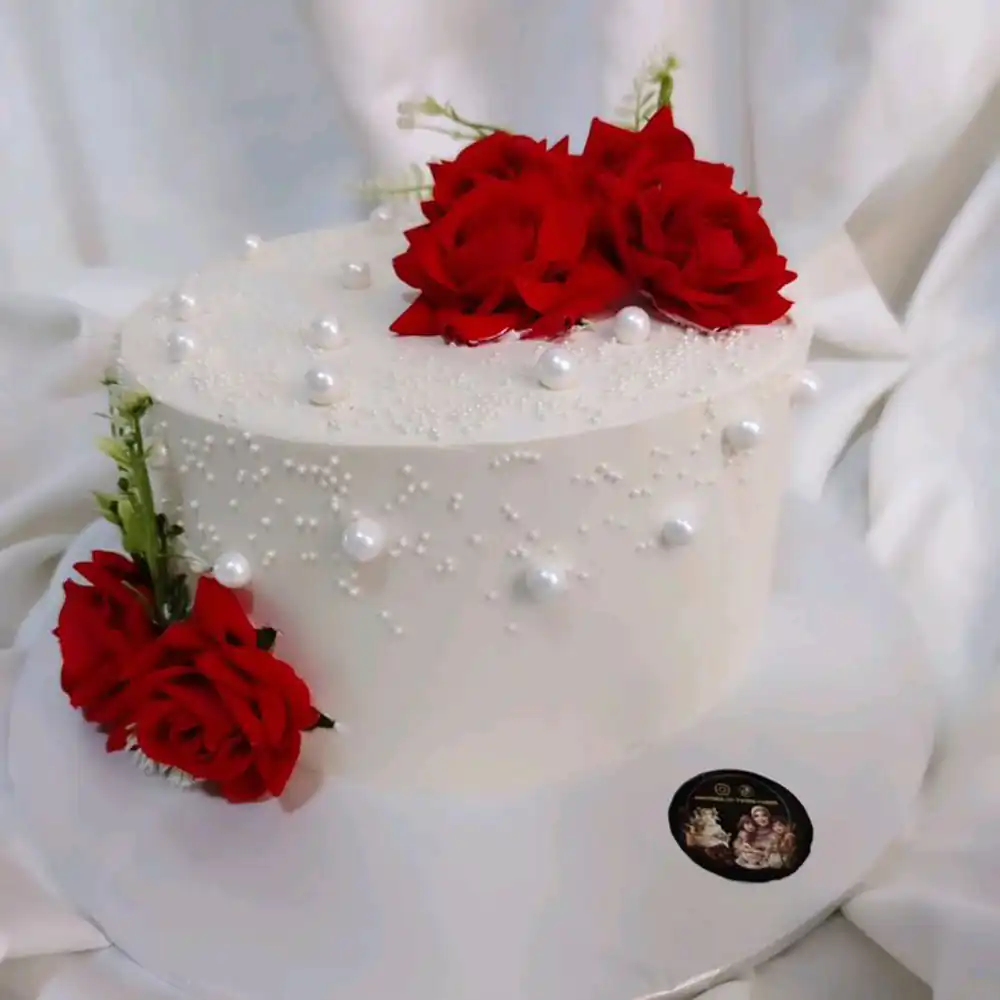 کیک شب یلدا ساده