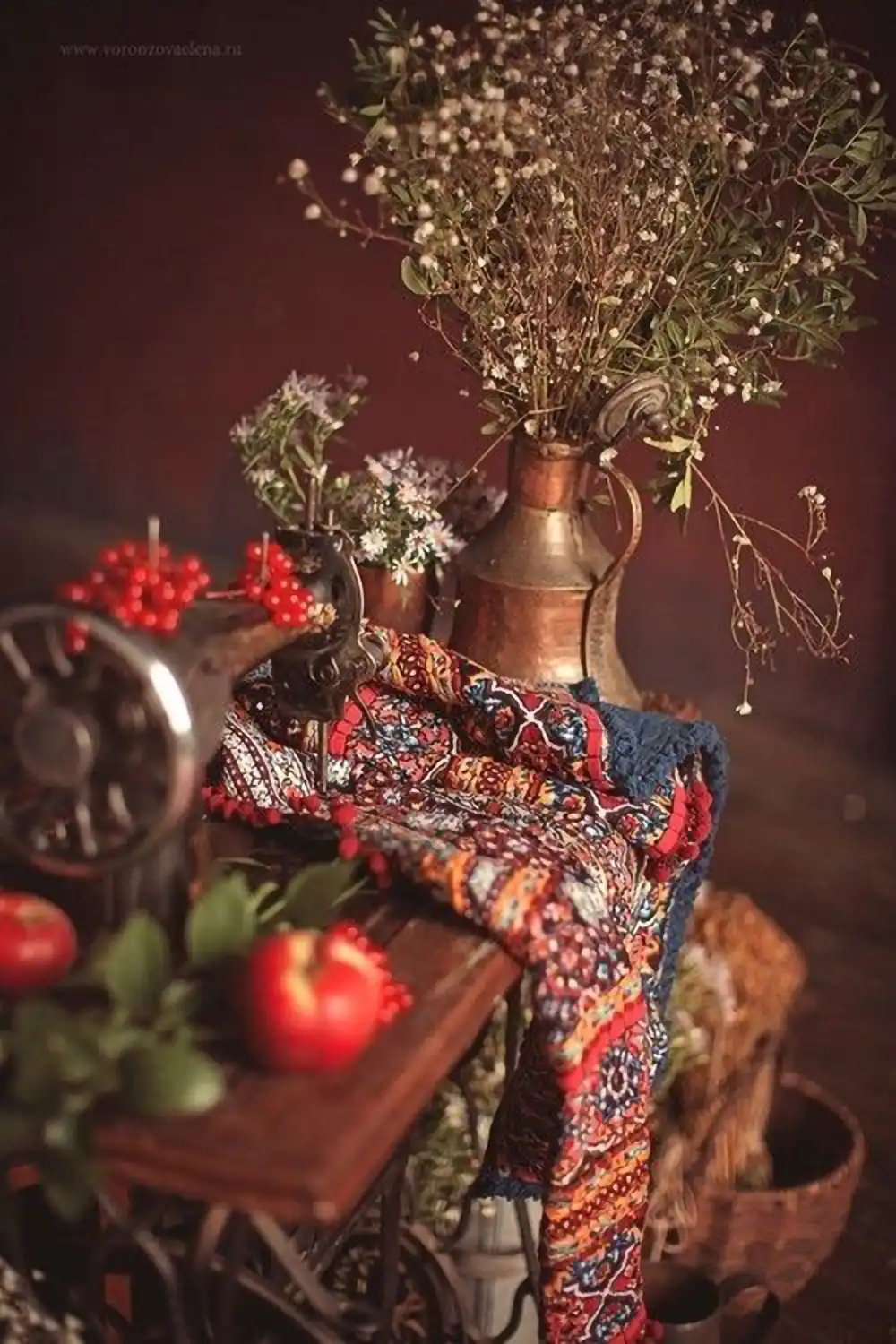 دکور شب یلدا برای عکاسی