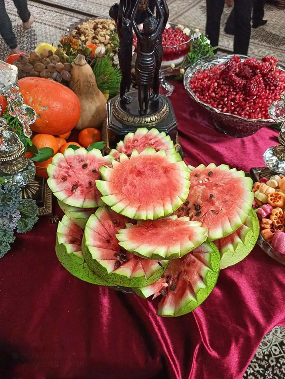 سفره شب یلدا امسال