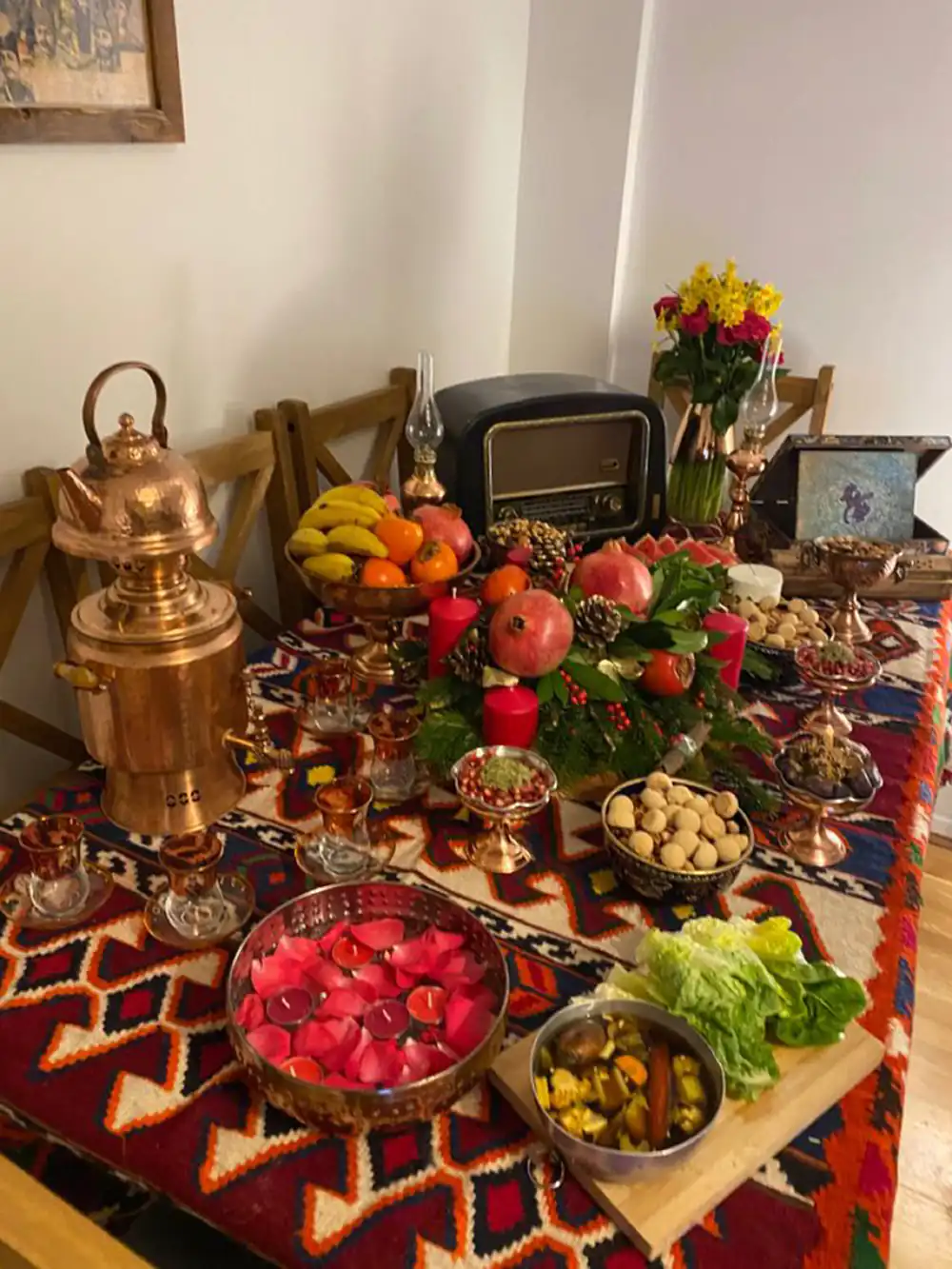 سفره شب یلدا ساده