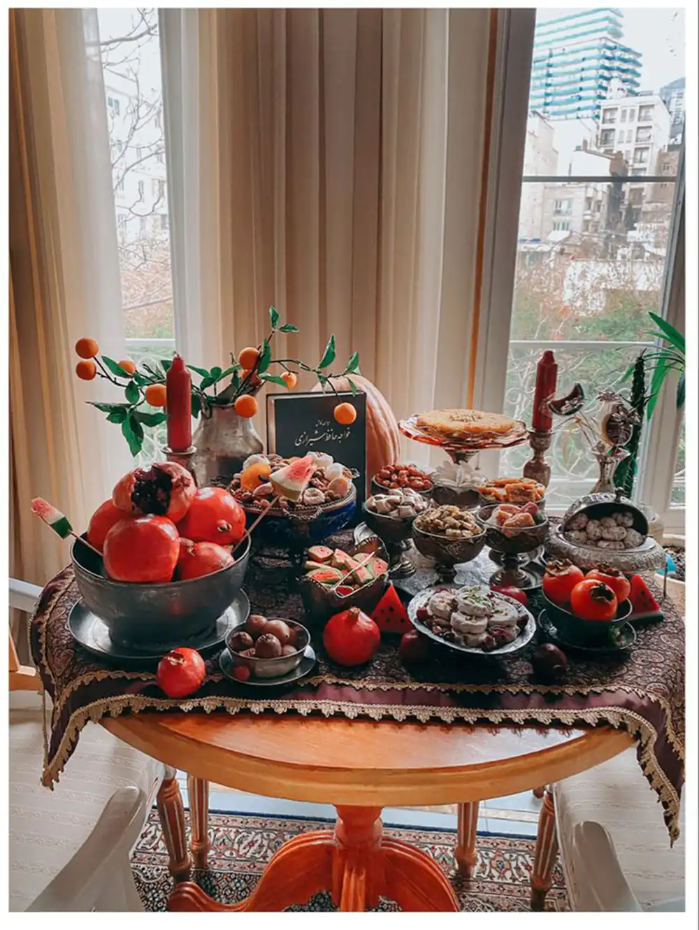 سفره شب یلدا ساده