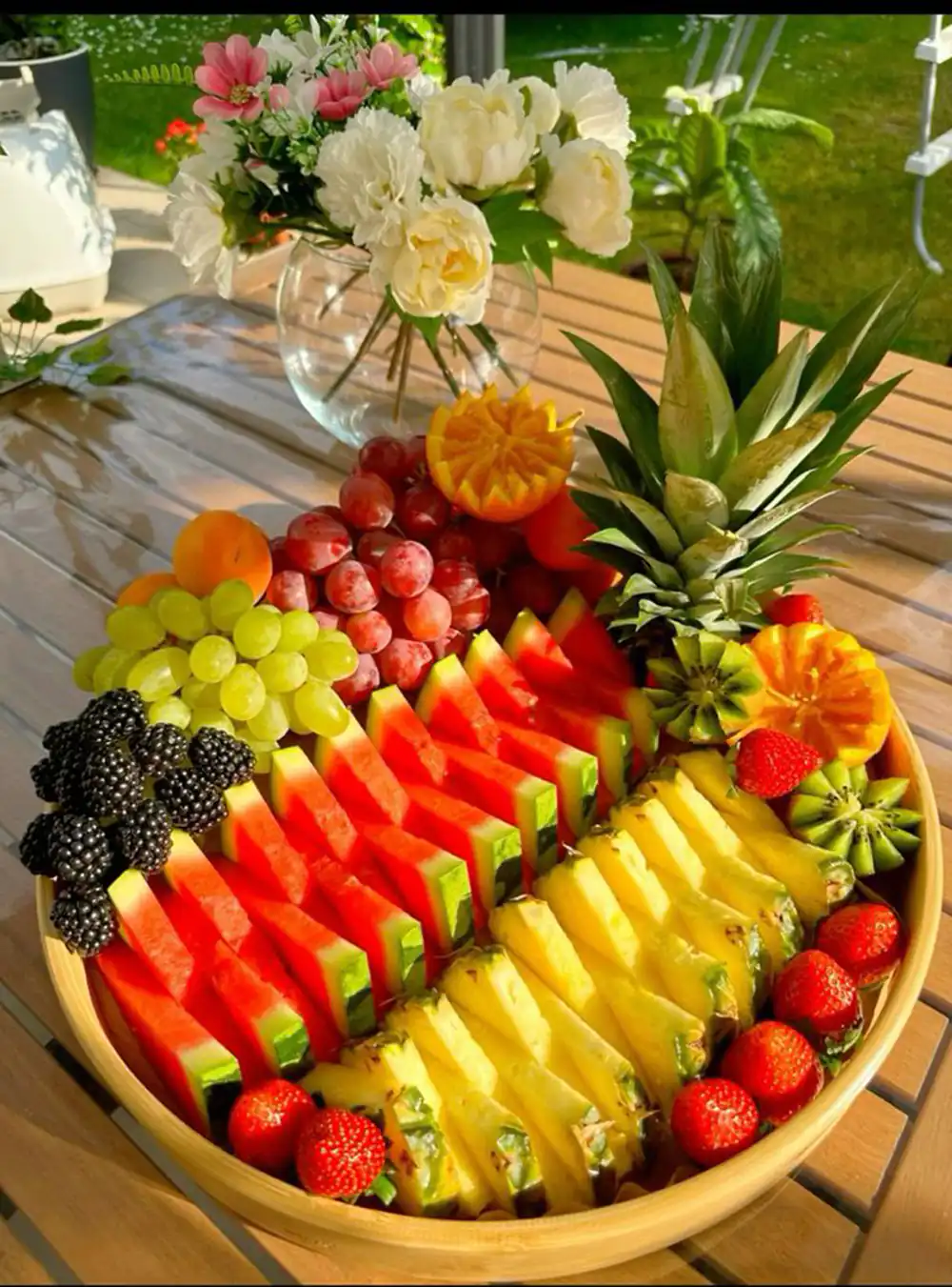 تزیین میوه شب یلدا در سینی