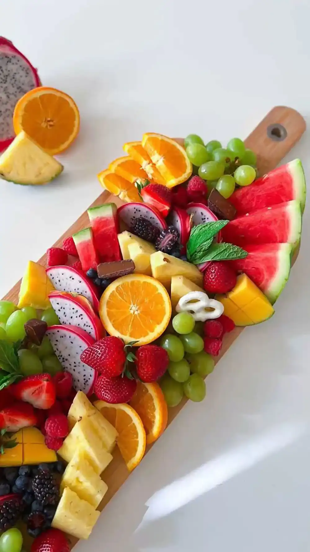 تزیین میوه شب یلدا در سینی