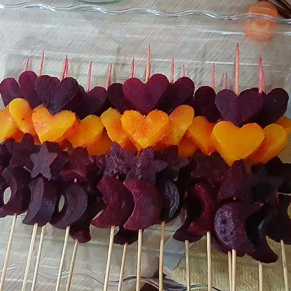 تزیین لبو برای مدرسه