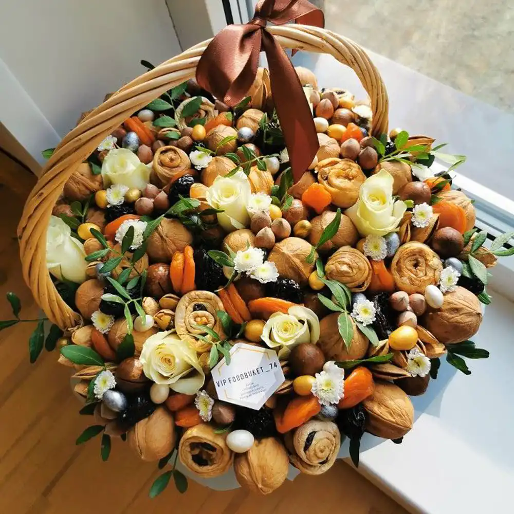 تزیین میوه شب یلدا برای عروس